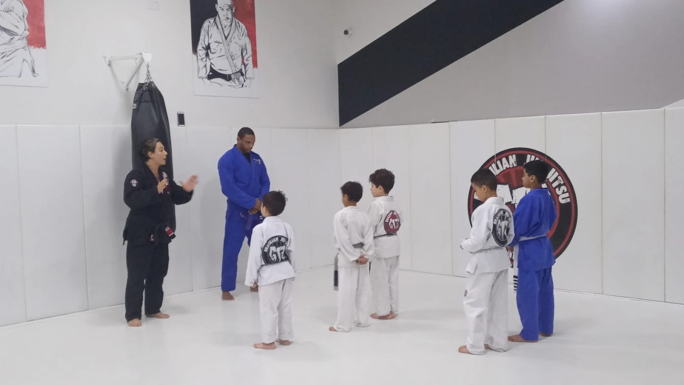 Aula de jiu-jitsu kids na Trimat